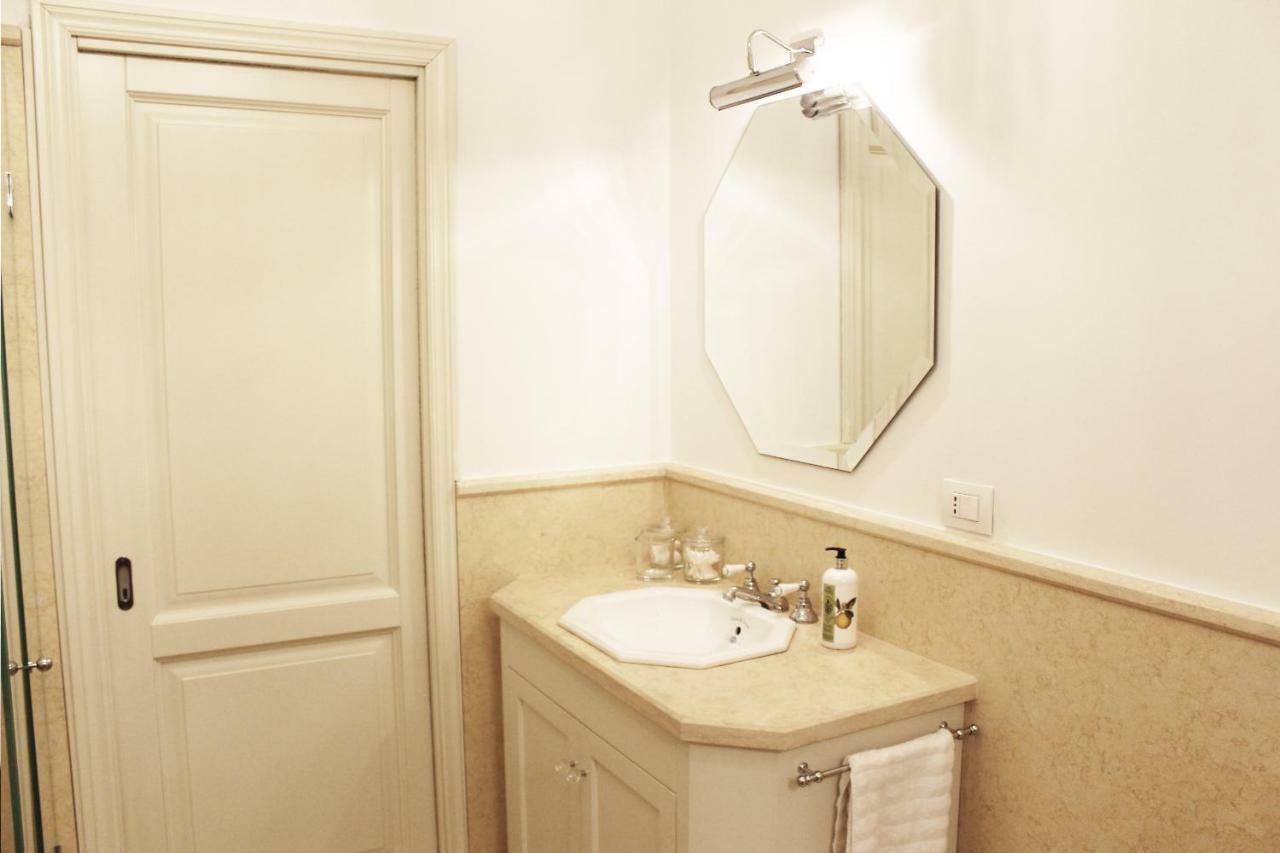 Art Apartment Duomo Luxury View 피렌체 외부 사진
