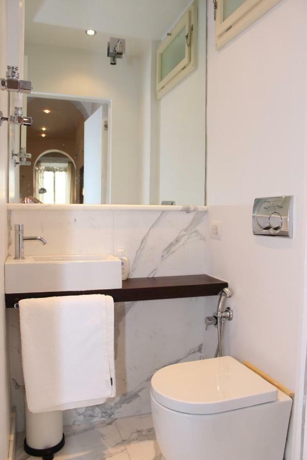 Art Apartment Duomo Luxury View 피렌체 외부 사진